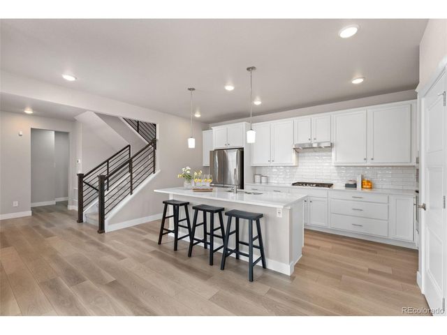 9751 E 62nd Dr, Denver, CO 80238