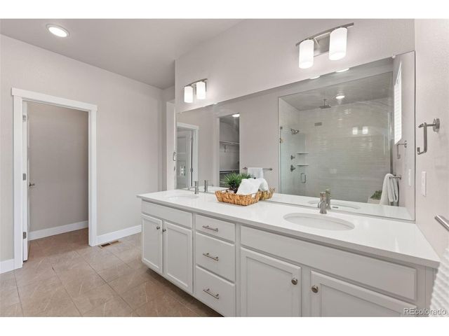 9751 E 62nd Dr, Denver, CO 80238