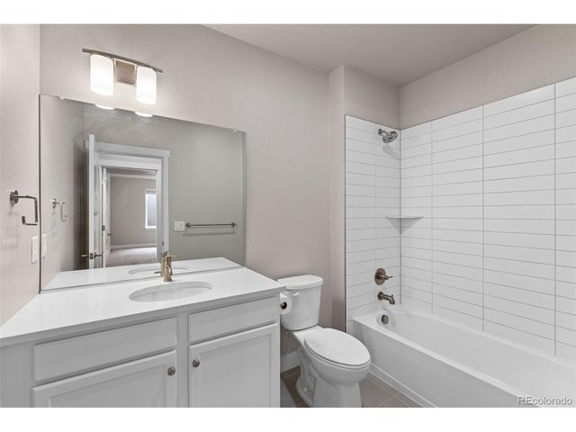 9751 E 62nd Dr, Denver, CO 80238