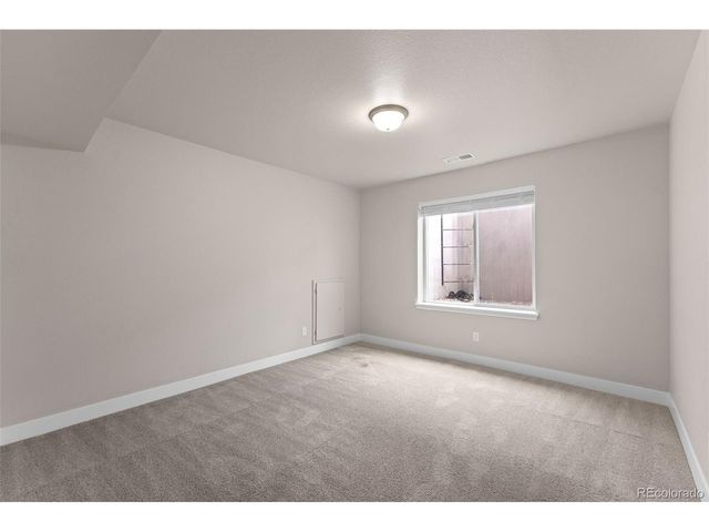 9751 E 62nd Dr, Denver, CO 80238