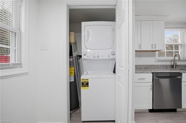 341 N 5th ST, Suffolk, VA 23434