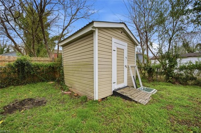 341 N 5th ST, Suffolk, VA 23434