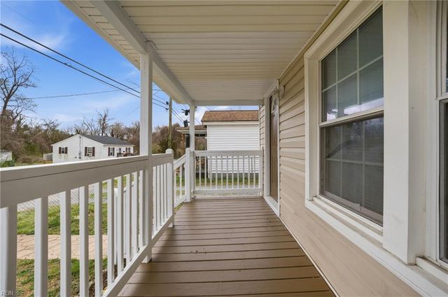 341 N 5th ST, Suffolk, VA 23434