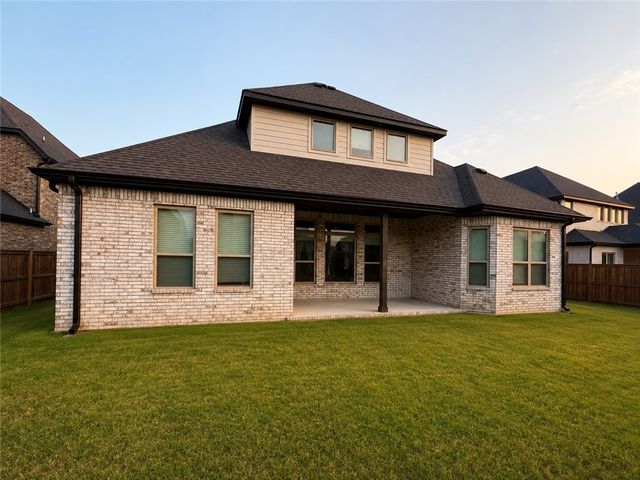 1504 SW Hamilton Avenue, Bentonville, AR 72713