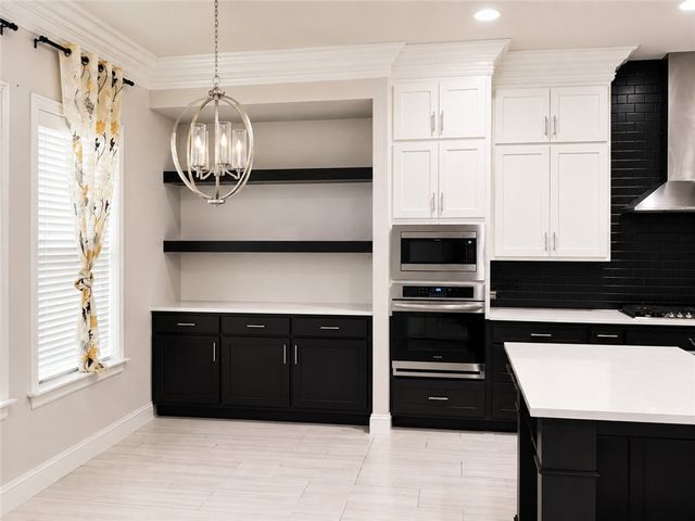 1504 SW Hamilton Avenue, Bentonville, AR 72713