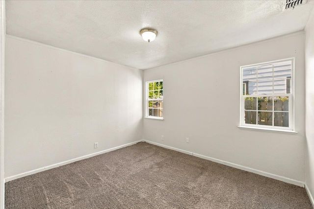 215 High St, Roseville, CA 95678