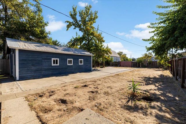 215 High St, Roseville, CA 95678