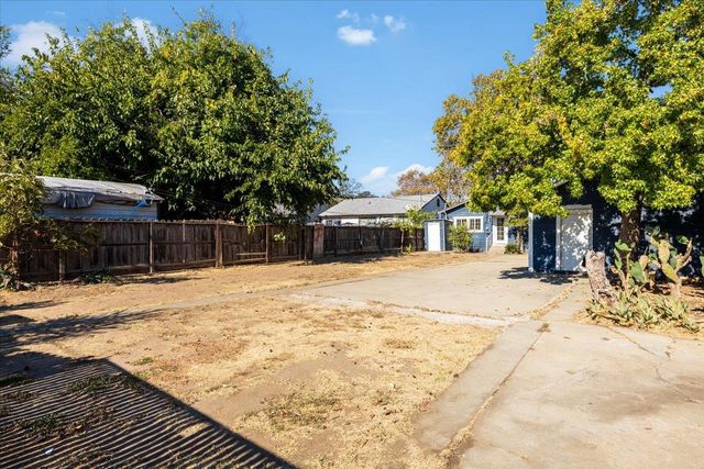 215 High St, Roseville, CA 95678