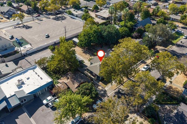 215 High St, Roseville, CA 95678
