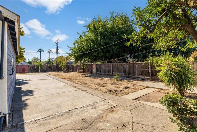 215 High St, Roseville, CA 95678