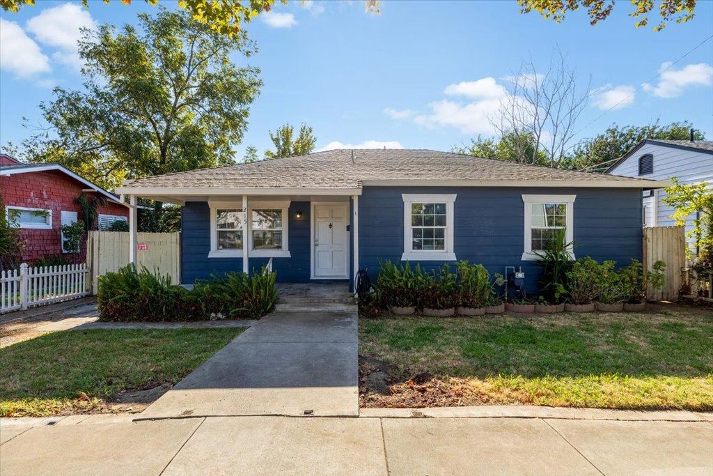 215 High St, Roseville, CA 95678