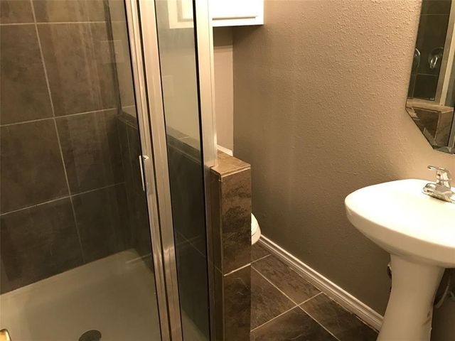 3815 Amos Street, Houston, TX 77021