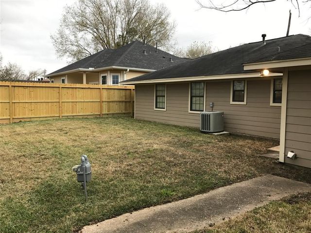 3815 Amos Street, Houston, TX 77021