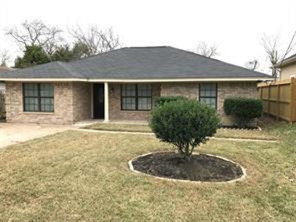 3815 Amos Street, Houston, TX 77021