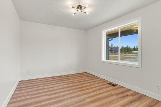 3942 L Garden Spot Rd, Loon Lake, WA 99148