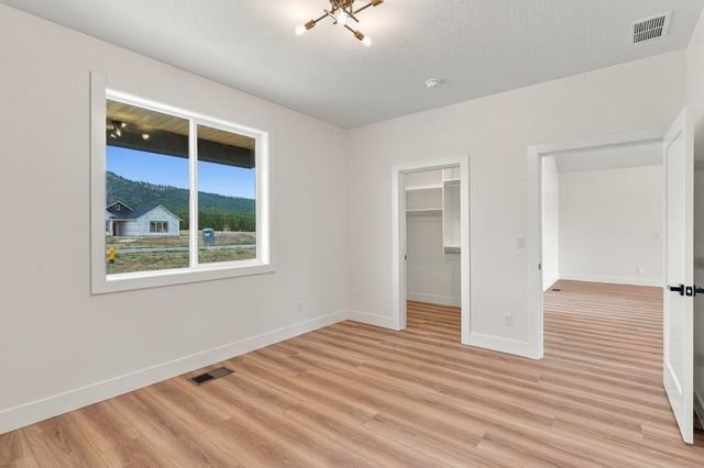 3942 L Garden Spot Rd, Loon Lake, WA 99148