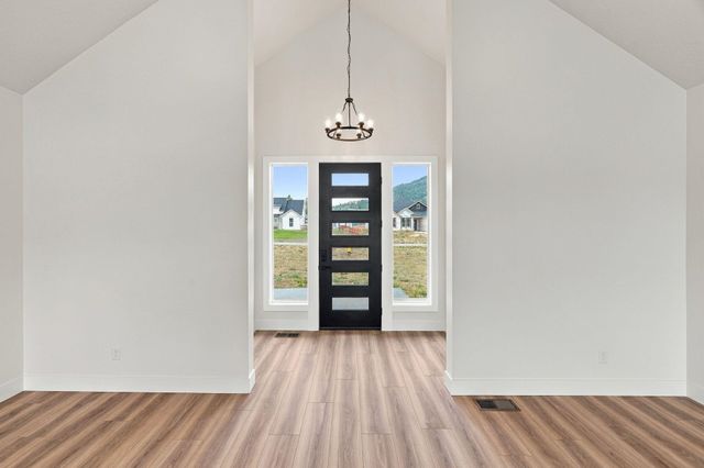 3942 L Garden Spot Rd, Loon Lake, WA 99148