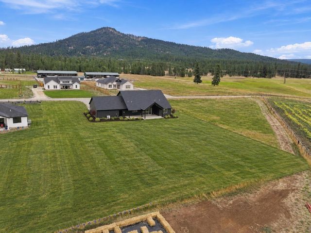 3942 L Garden Spot Rd, Loon Lake, WA 99148