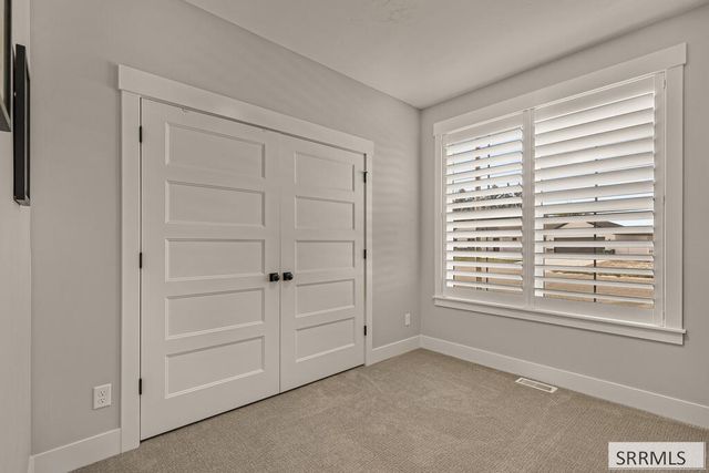 1820 N Iver Street, Idaho Falls, ID 83401