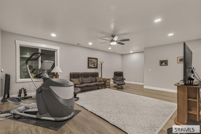 1820 N Iver Street, Idaho Falls, ID 83401