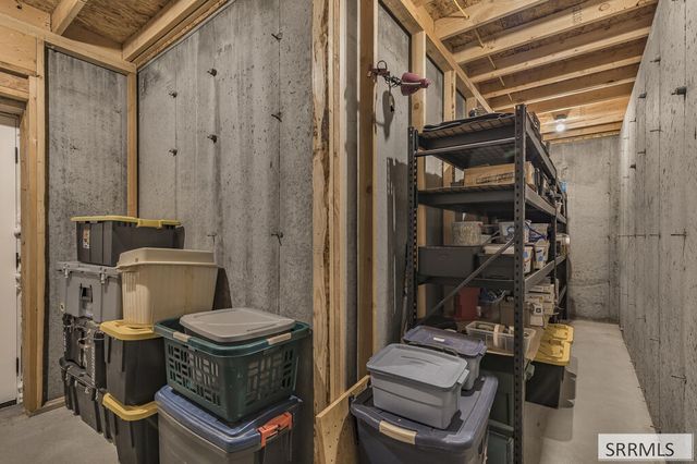 1820 N Iver Street, Idaho Falls, ID 83401