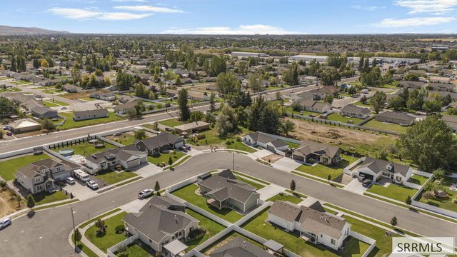 1820 N Iver Street, Idaho Falls, ID 83401