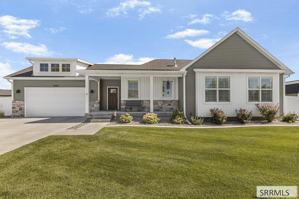 1820 N Iver Street, Idaho Falls, ID 83401