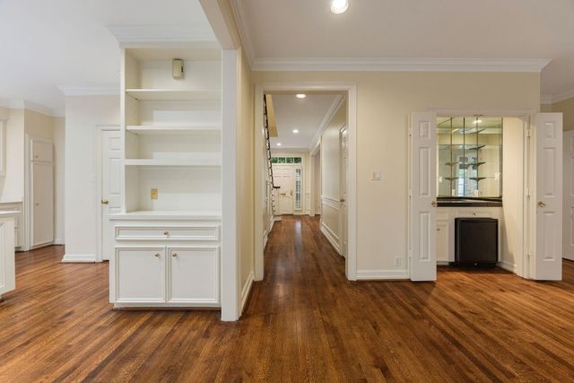3216 Rice Boulevard, West University Place, TX 77005