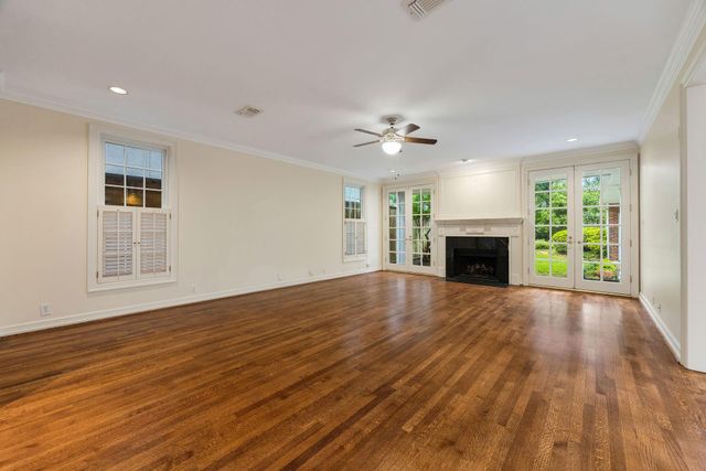 3216 Rice Boulevard, West University Place, TX 77005