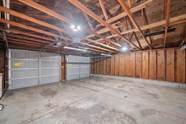21611 N Little Spokane Dr, Colbert, WA 99005