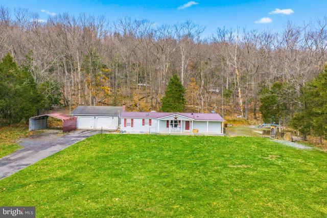 14622 HOLLOW RD, Hancock, MD 21750