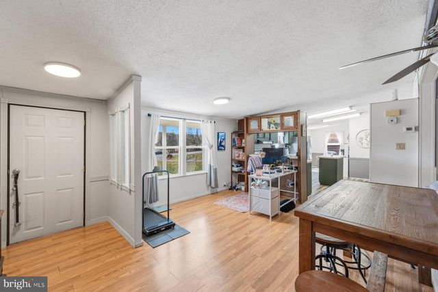 14622 HOLLOW RD, Hancock, MD 21750