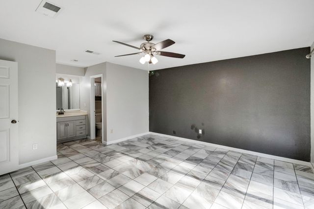 426 Candlelight Lane, Livingston, TX 77351