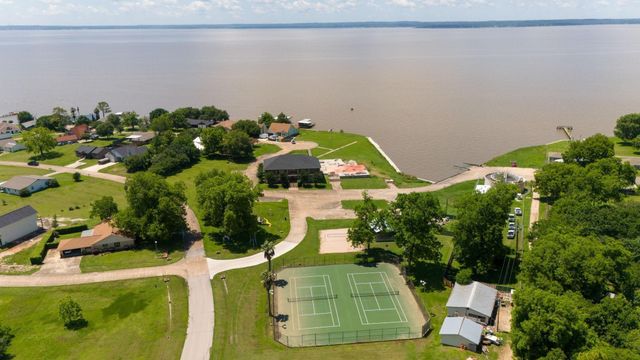 426 Candlelight Lane, Livingston, TX 77351