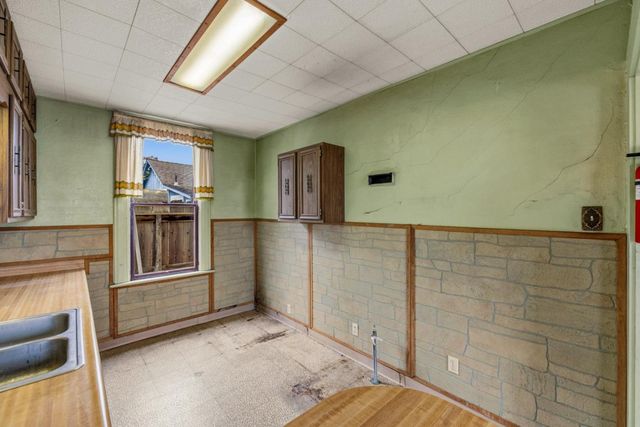 947 W Franklin Street, Monterey, CA 93940