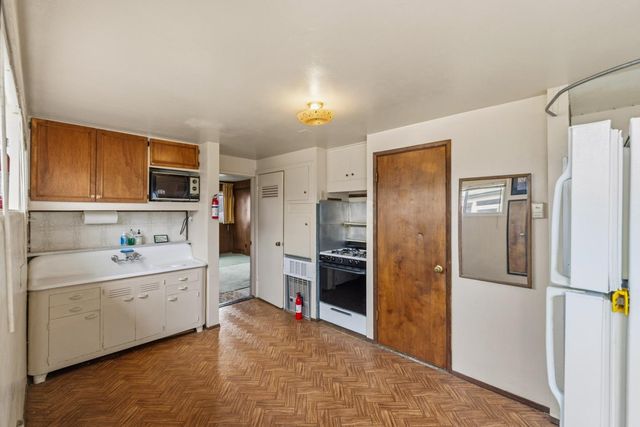 947 W Franklin Street, Monterey, CA 93940