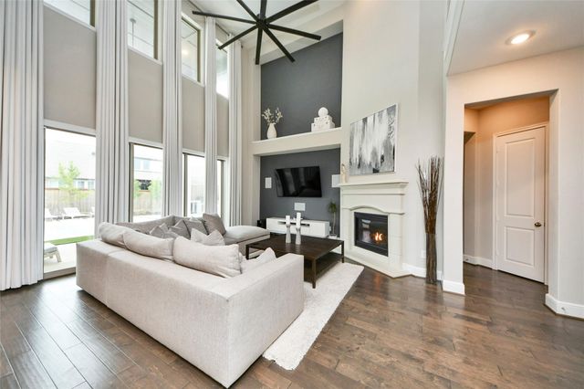 1602 Urban Harvest Drive, Richmond, TX 77406