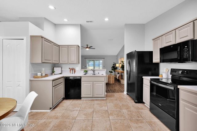 11558 COURTNEY WATERS Lane, Jacksonville, FL 32258