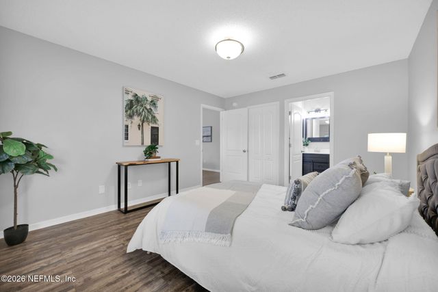 11558 COURTNEY WATERS Lane, Jacksonville, FL 32258