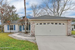 11558 COURTNEY WATERS Lane, Jacksonville, FL 32258