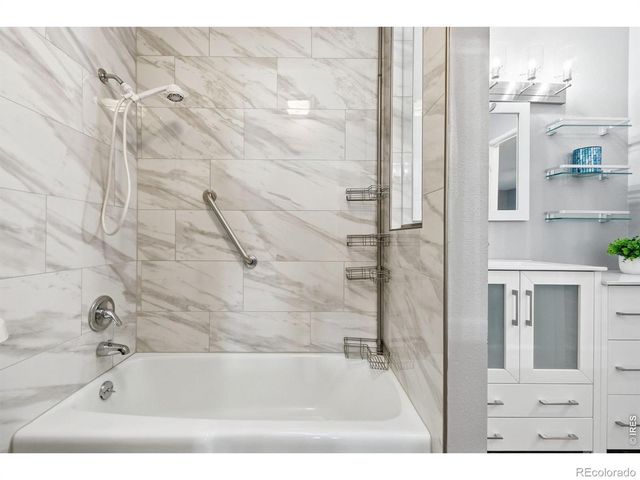 3150 Iris Avenue 307, Boulder, CO 80301