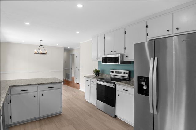 303 Robinall Drive, Easley, SC 29642