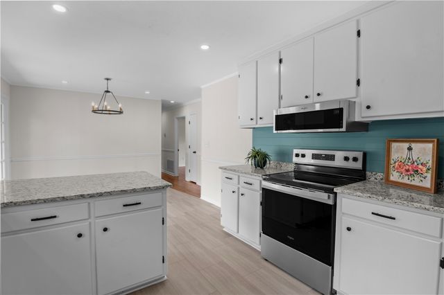 303 Robinall Drive, Easley, SC 29642