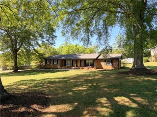 303 Robinall Drive, Easley, SC 29642