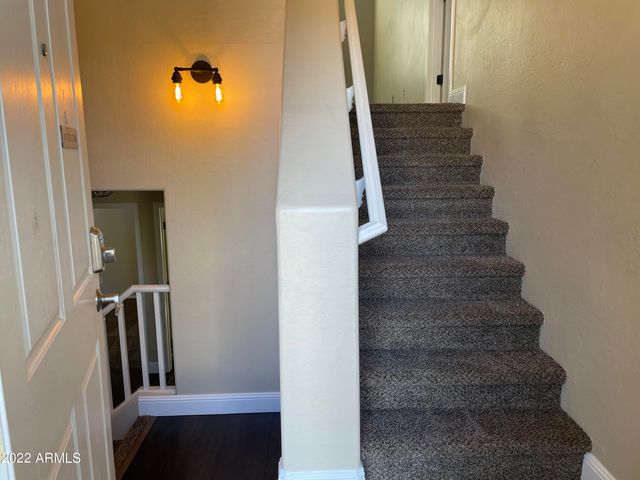 5217 W FULTON Street, Phoenix, AZ 85043