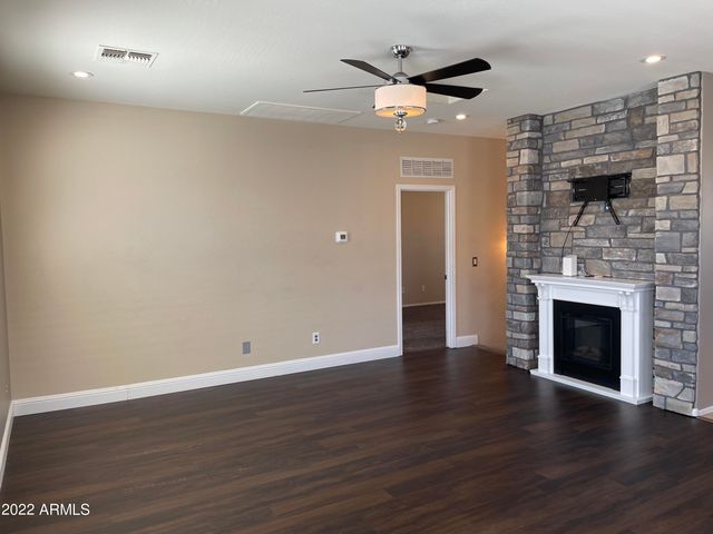 5217 W FULTON Street, Phoenix, AZ 85043