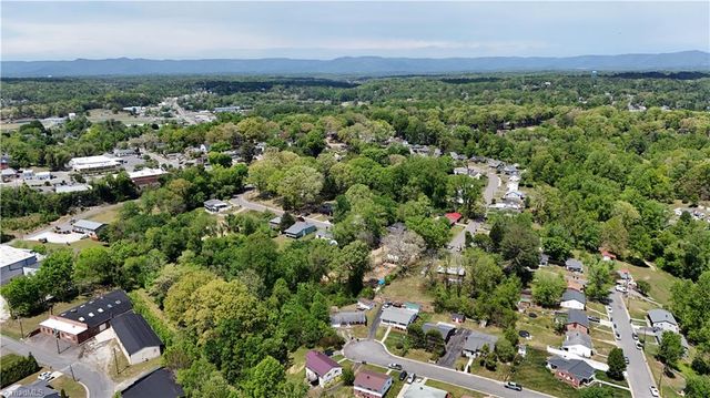 313 Hunter Drive, Mount Airy, NC 27030