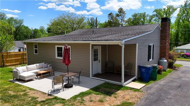 313 Hunter Drive, Mount Airy, NC 27030