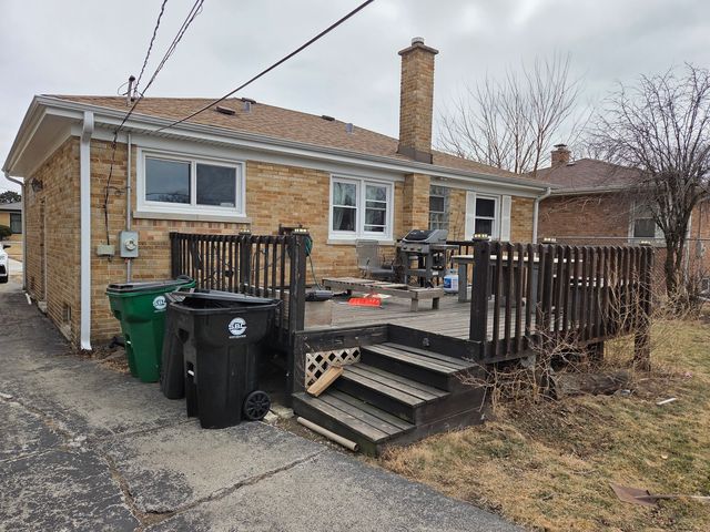 1430 Evers Avenue, Westchester, IL 60154