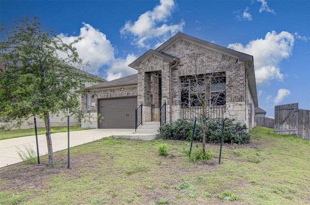 300 Bear Oak ST, Hutto, TX 78634